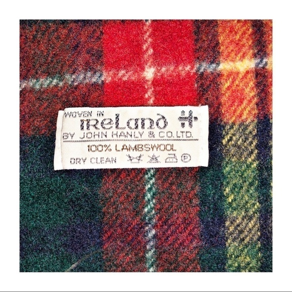 Vintage Ireland by John Hanly Red Tartan Wool Plaid Scarf 100% Lambswool - Picture 3 of 3